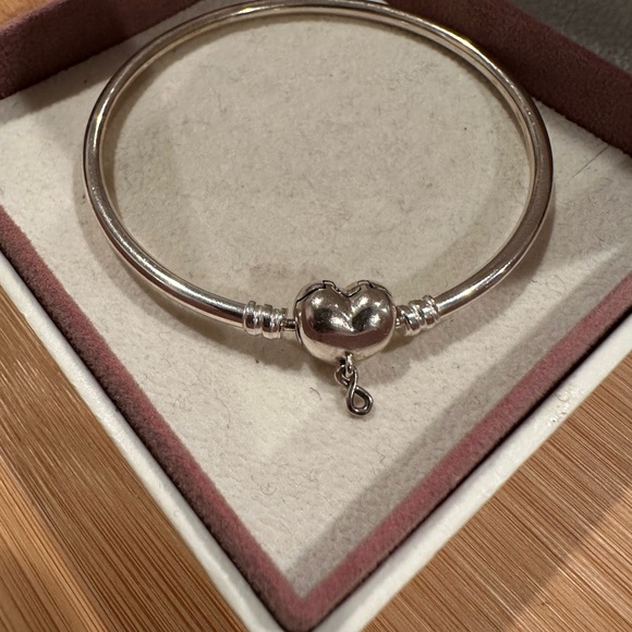 Pandora Infinity heart Forever Love Bangle
